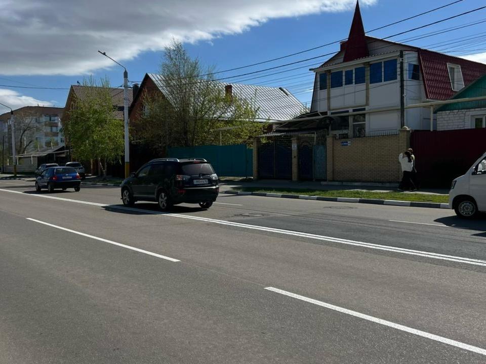 На улицах Костаная начали наносить дорожную разметку