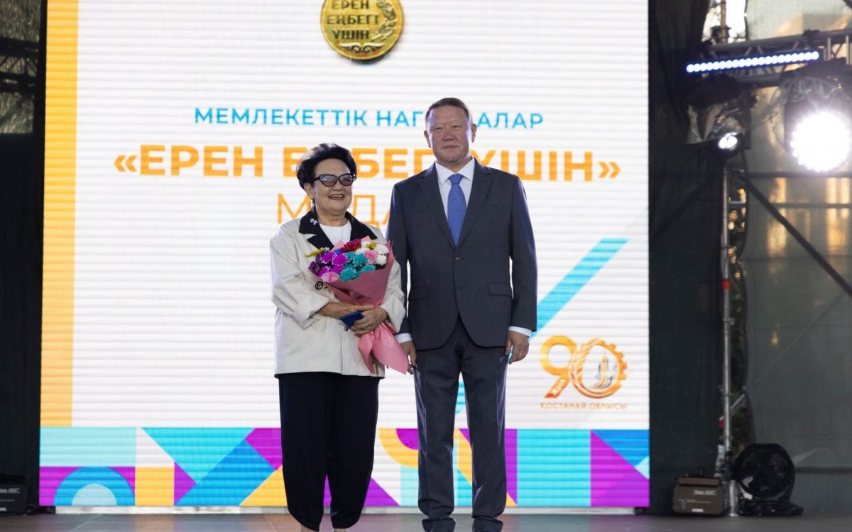 Заслуженный деятель культуры из Костаная Гульбану Абдулина награждена орденом «Құрмет»