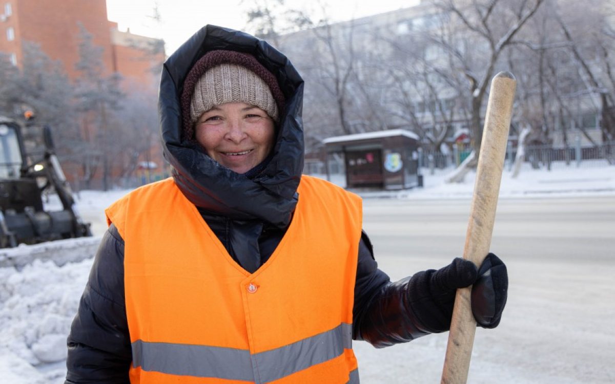«Женщины в деле»: Татьяна Сергеева уже восемь лет заботится, чтобы Костанай был чище и зеленее