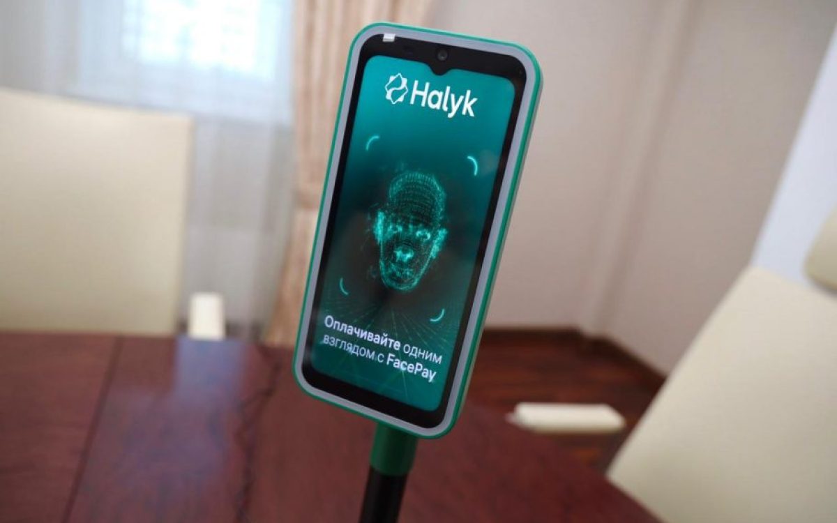 FacePay, как в метро: Halyk Bank хотел внедрить оплату проезда «лицом» в автобусах Костаная