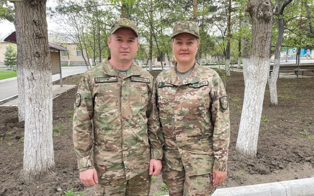 Ерлі зайыптылар әскери салада жиырма жыл бірге қызмет етеді