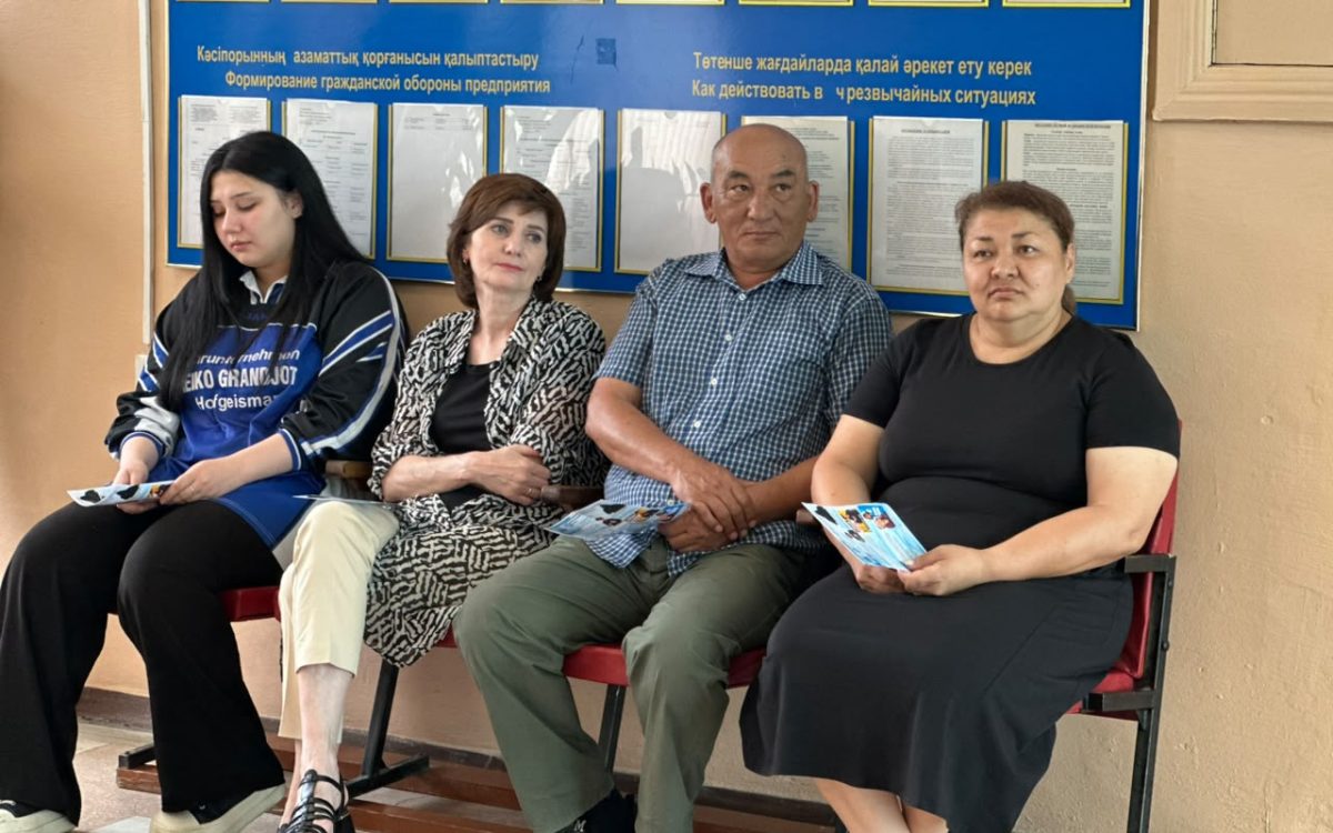 «Четыре раза звонили»: сотрудница теплокомпании Костанайского района рассказала об общении с интернет-мошенниками