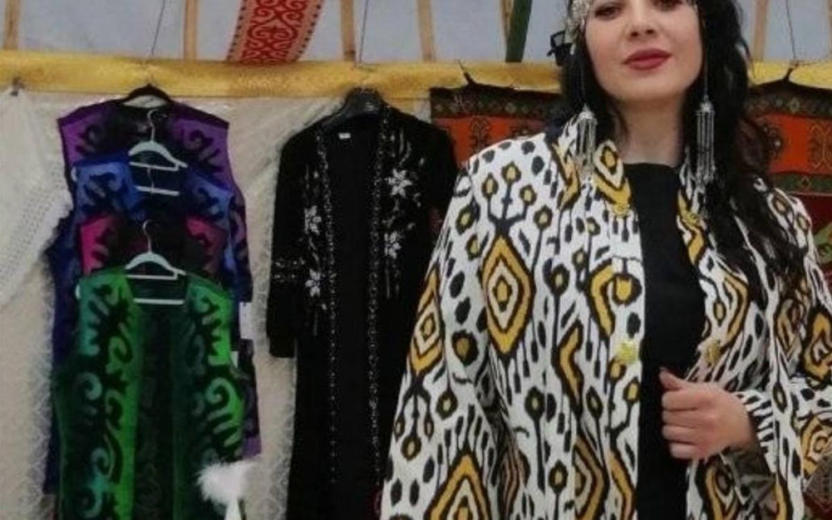 Жительница Костаная создала уникальный сервис «Мобильная швея»