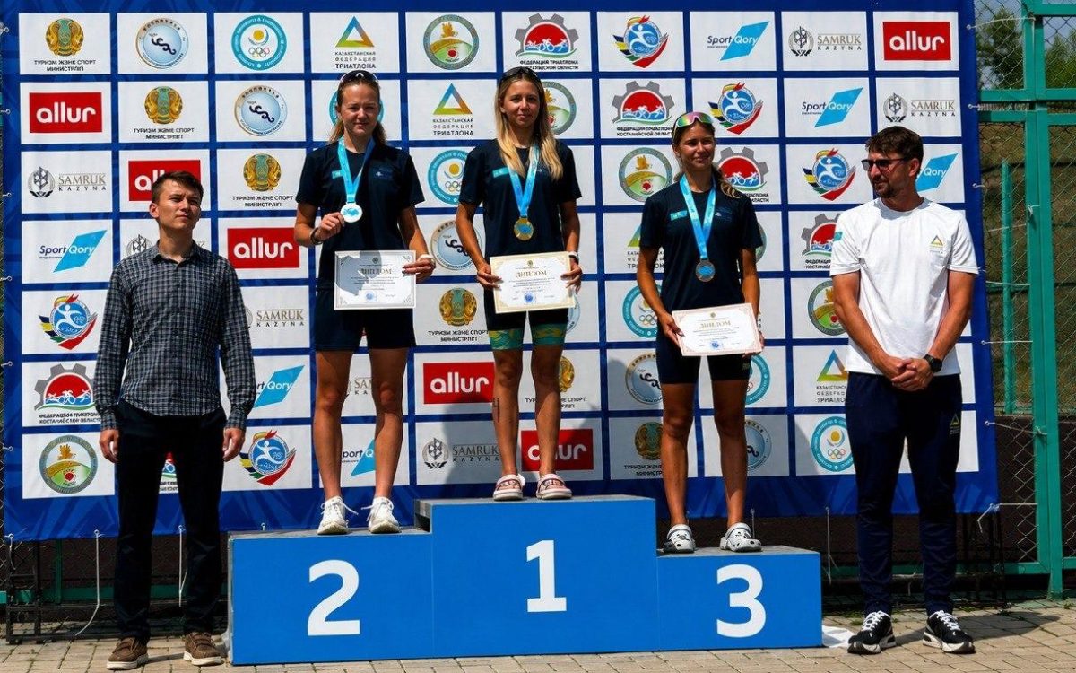 Костанайские триатлонисты завоевали два золота на чемпионате Казахстана