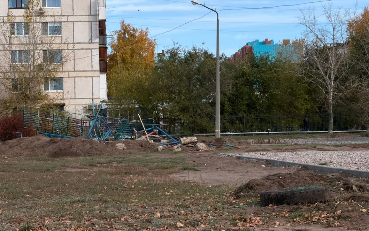 Почему в костанайской школе № 22 сорвали ремонт площадки стоимостью 35 миллионов